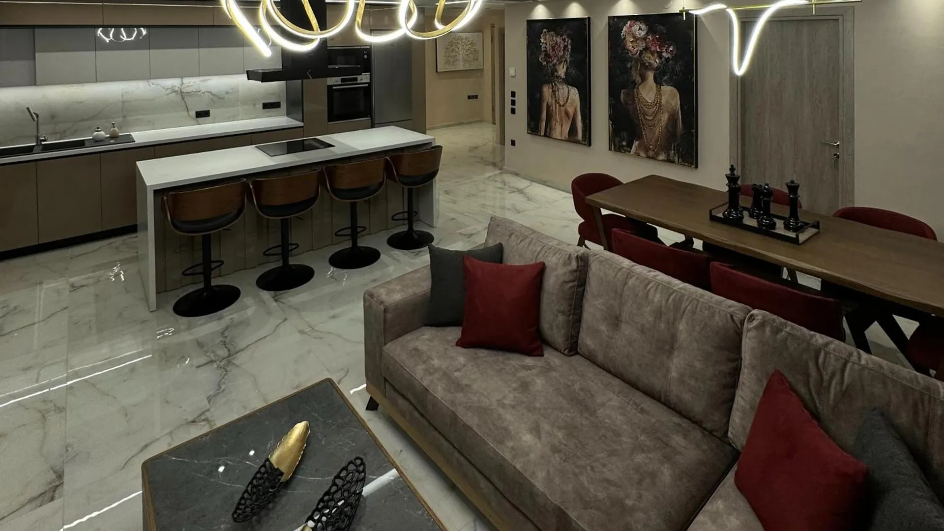 Callie Luxury Apartments contacts